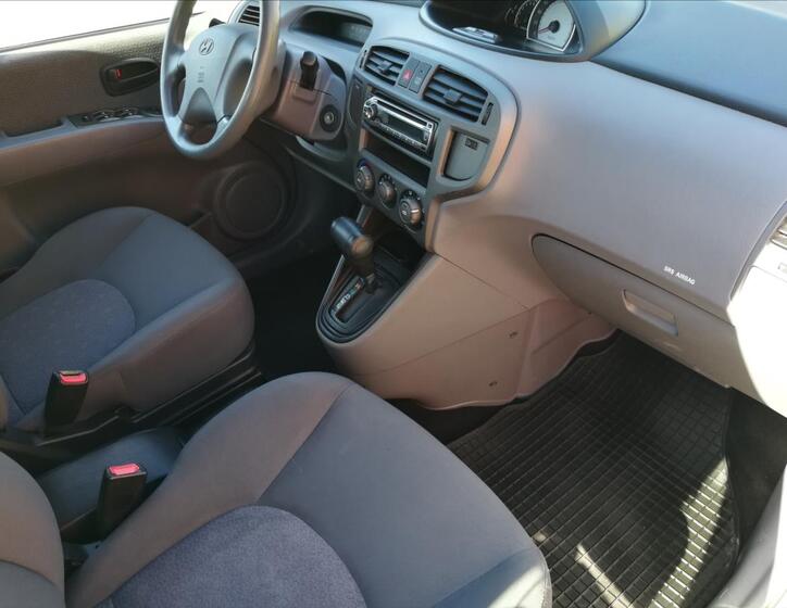 Hyundai Matrix 10