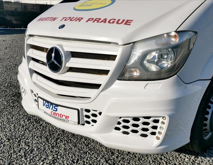 Mercedes-Benz Ostatní 32