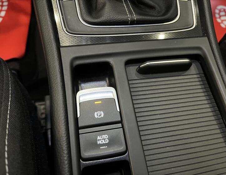 Volkswagen Golf 18