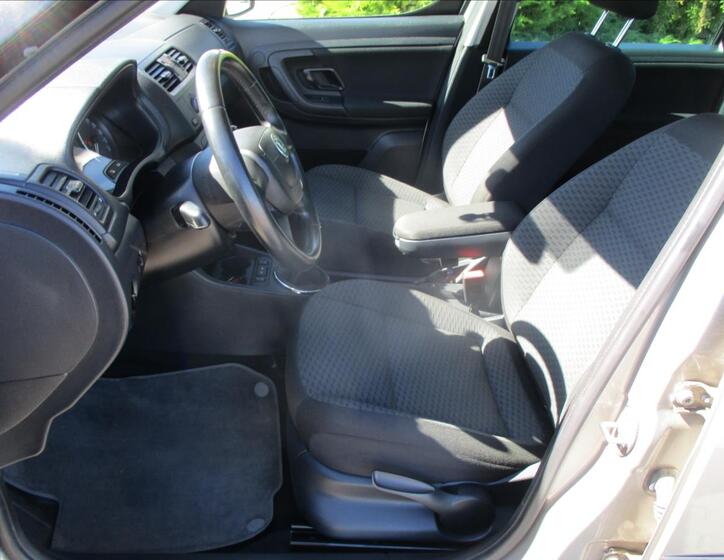 Škoda Roomster 7