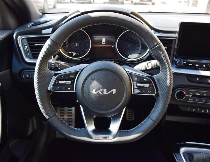 KIA ProCeed 6