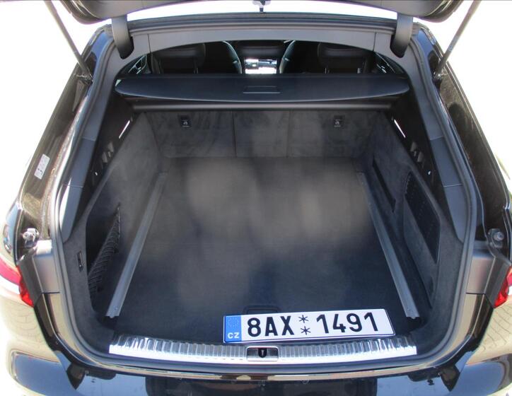 Audi S6 9