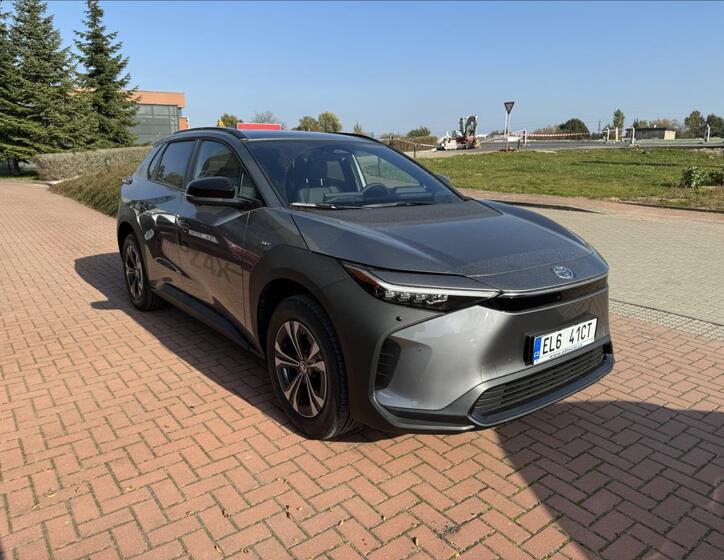 Toyota bZ4X 3