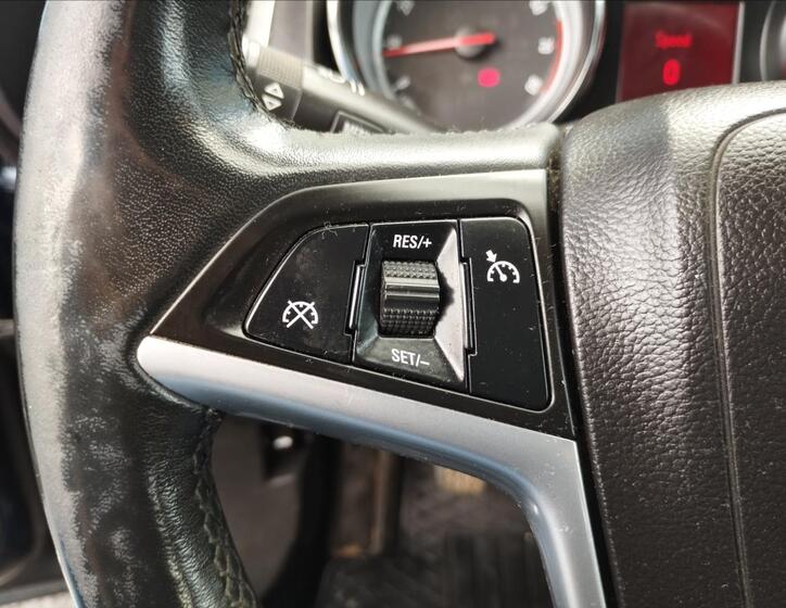 Opel Astra 13