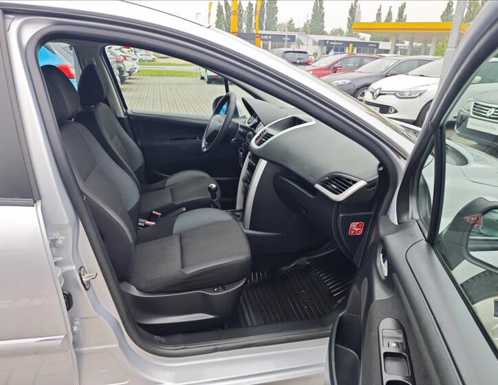 Peugeot 207 14