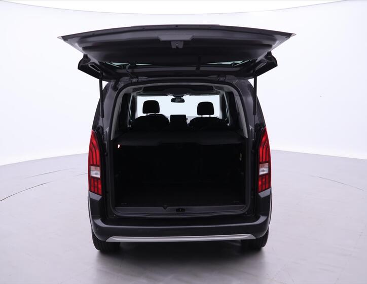 Peugeot Rifter 9