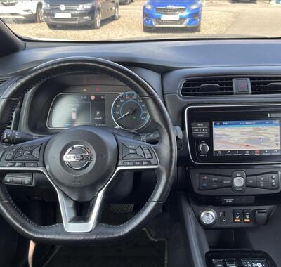 Nissan Leaf 6