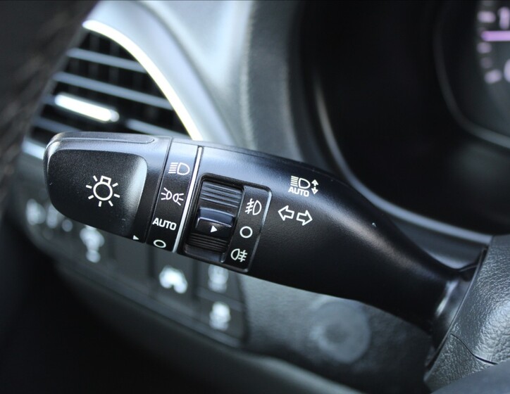 Hyundai i30 14