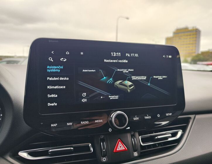 Hyundai i30 16