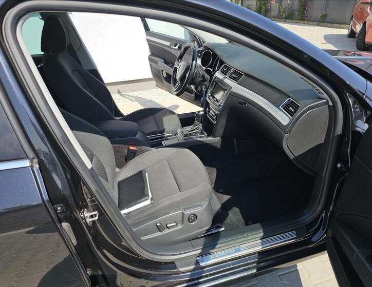 Škoda Superb 36