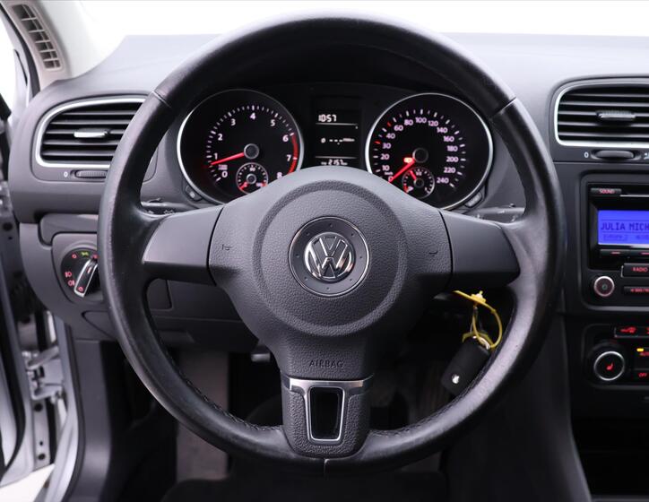 Volkswagen Golf 19