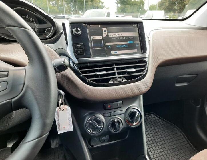 Peugeot 2008 18