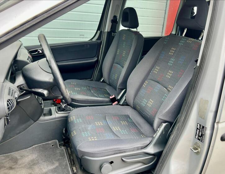 Mercedes-Benz Vaneo 3