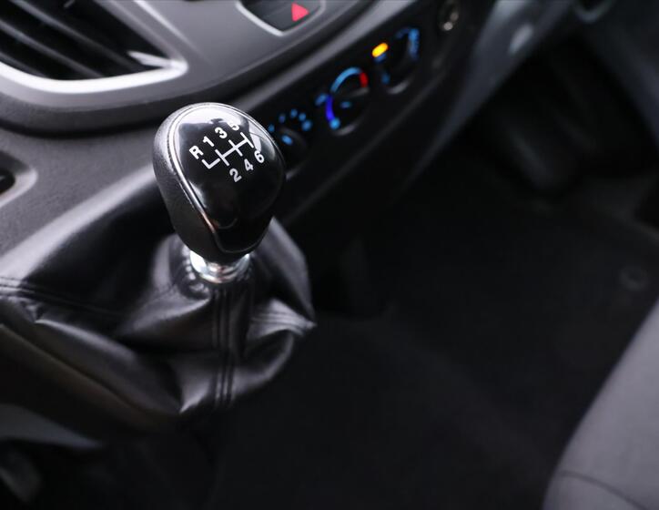 Ford Transit 26