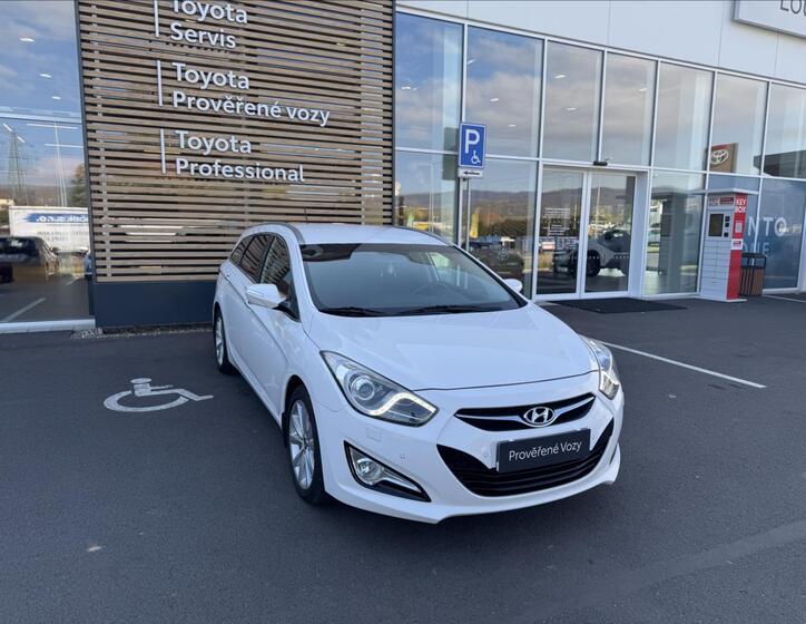 Hyundai i40 14