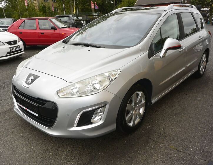 Peugeot 308 1