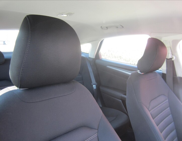 Ford Mondeo 18