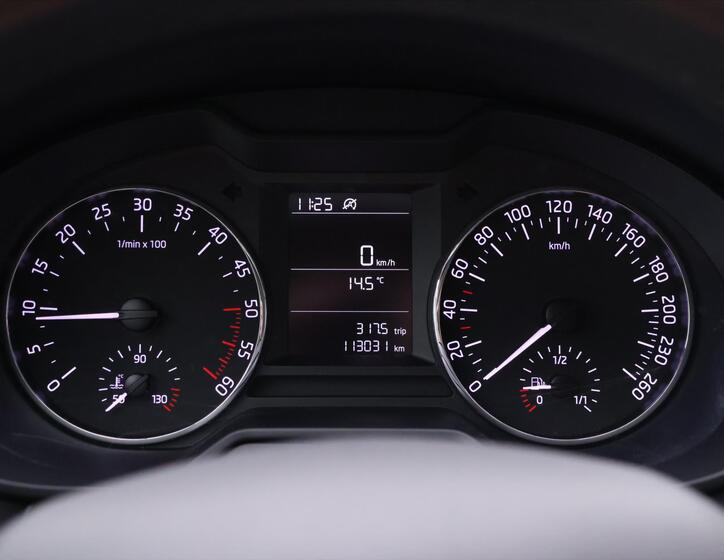 Škoda Octavia 16