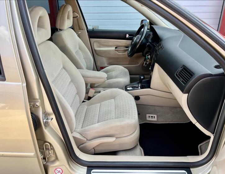 Volkswagen Bora 20
