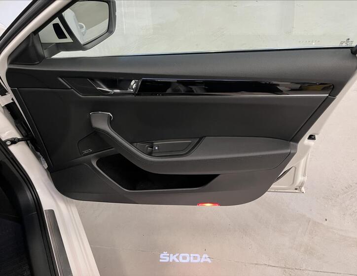 Škoda Superb 27