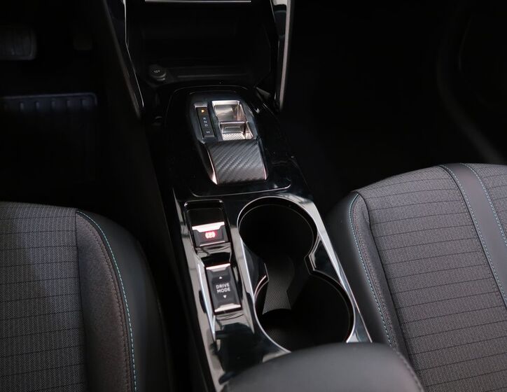 Peugeot 208 16