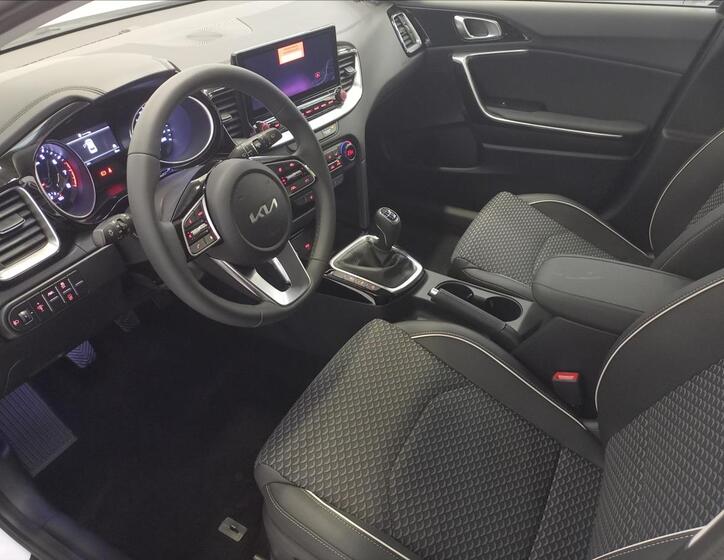 KIA XCeed 7