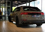 Audi SQ8 32