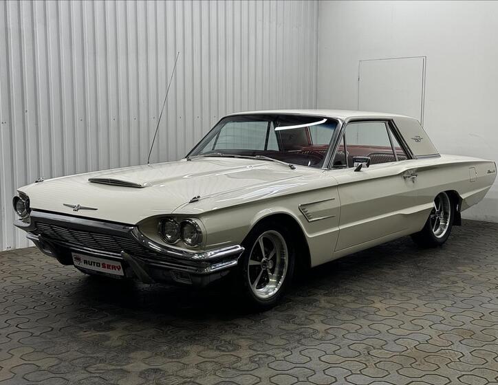 Ford Thunderbird 1