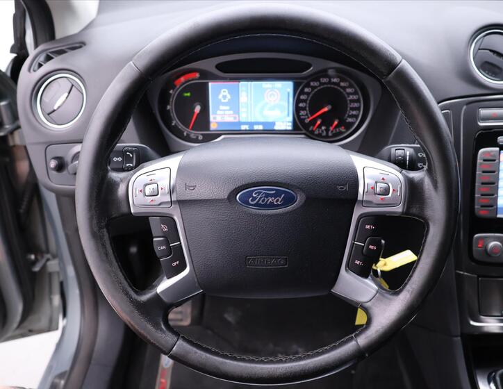 Ford Mondeo 13
