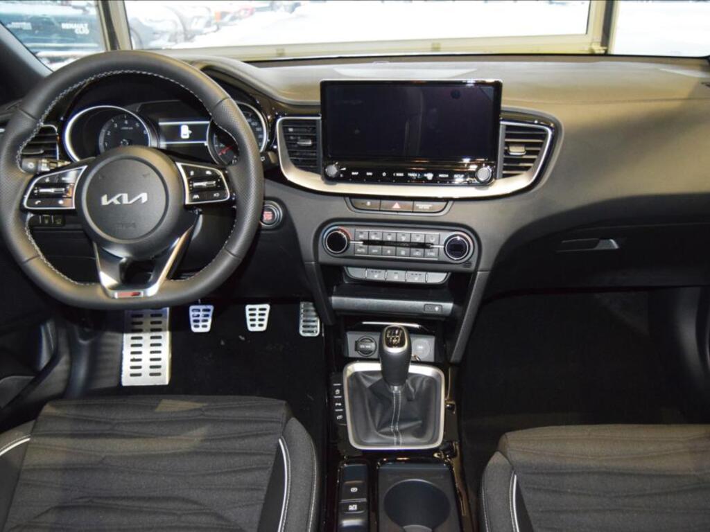 KIA XCeed 5