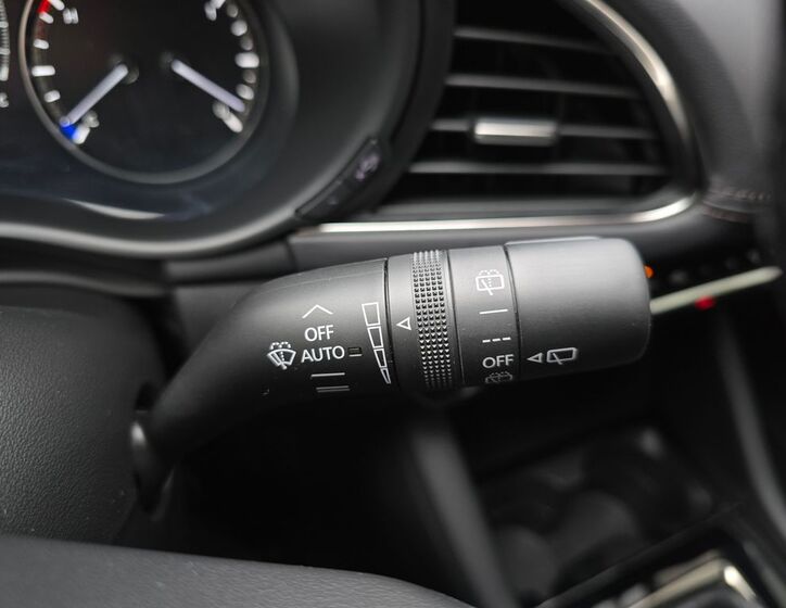 Mazda 3 16