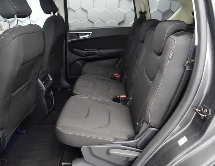 Ford S-MAX 28