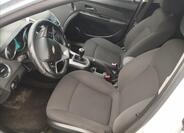Chevrolet Cruze 8