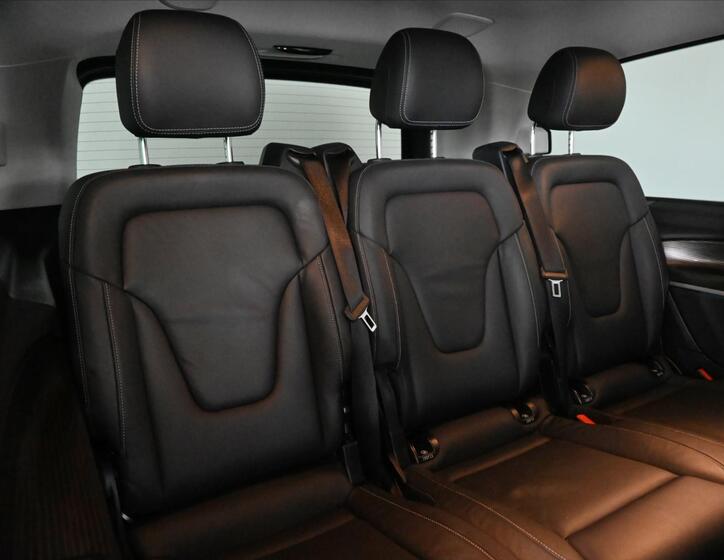 Mercedes-Benz Třídy V 32