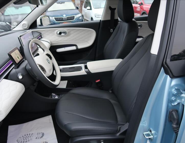 Dongfeng Box 12