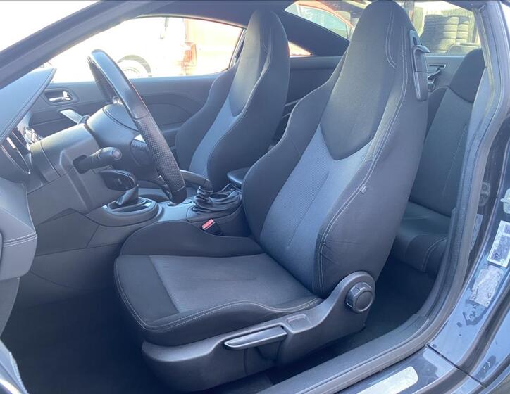 Peugeot RCZ 9