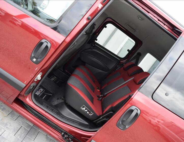 Fiat Dobló 18