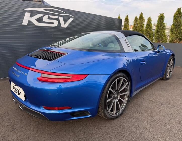Porsche 911 7