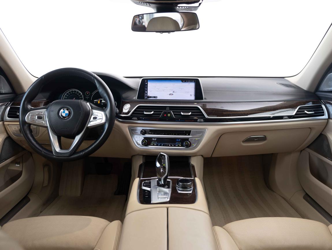 BMW Řada 7