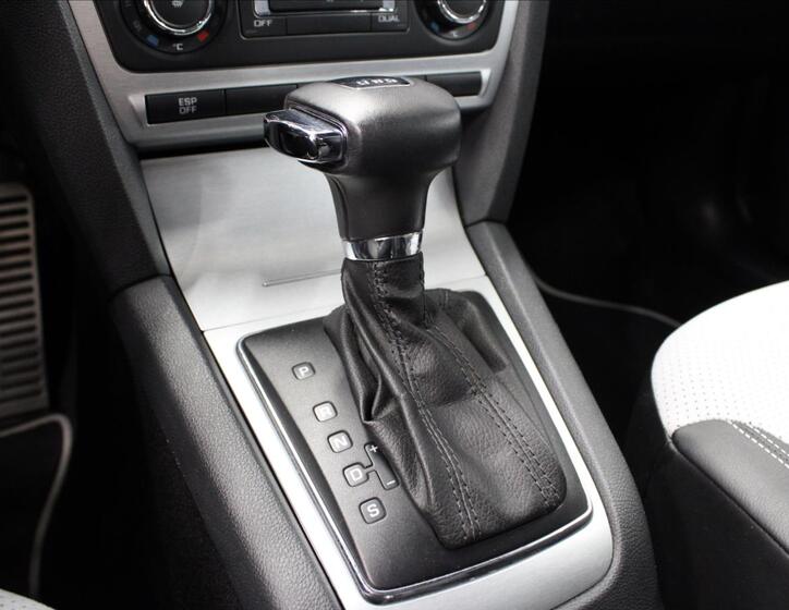 Škoda Octavia 25