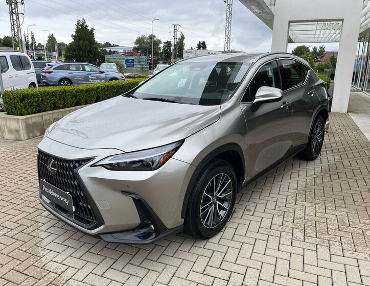 Lexus NX 350h 2