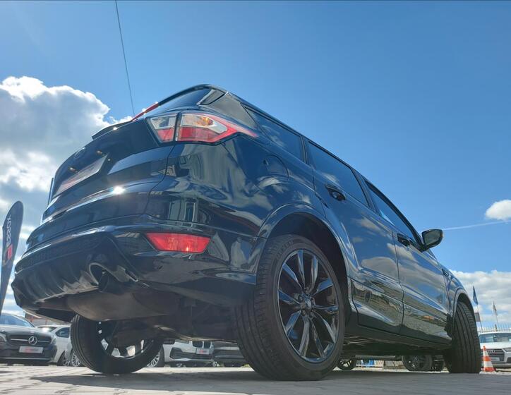 Ford Kuga 48