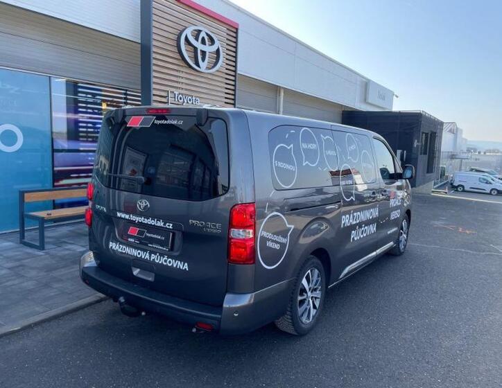 Toyota ProAce Verso 6