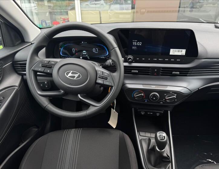 Hyundai i20 6