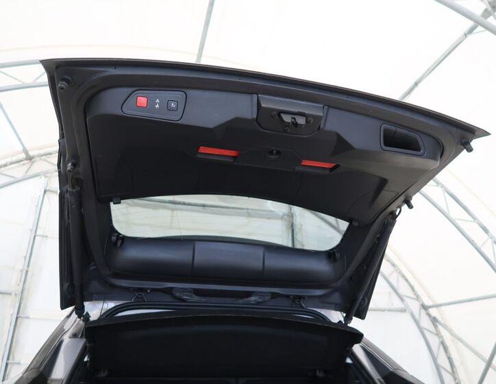 Peugeot 3008 12