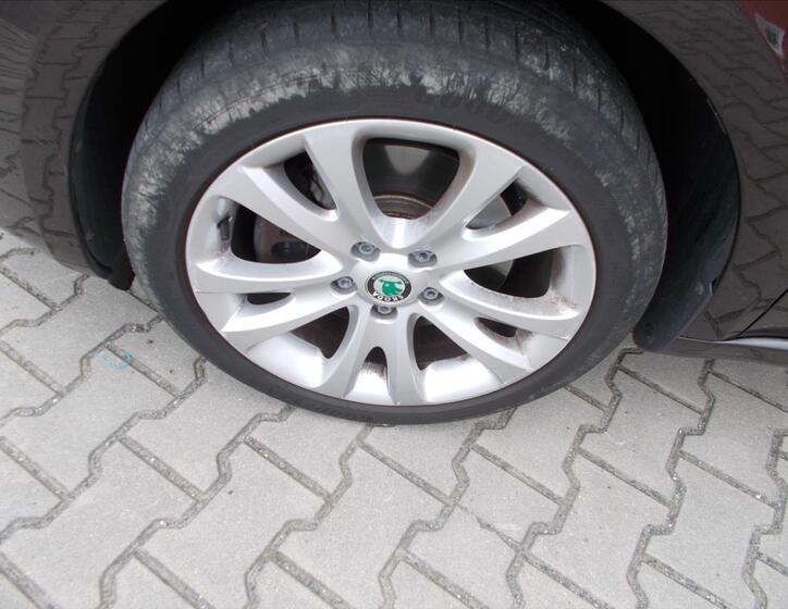 Škoda Superb 6