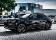 Audi Q8 26