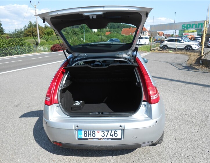 Citroën C4 8
