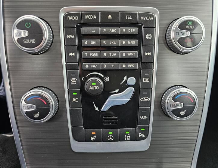 Volvo XC70 20