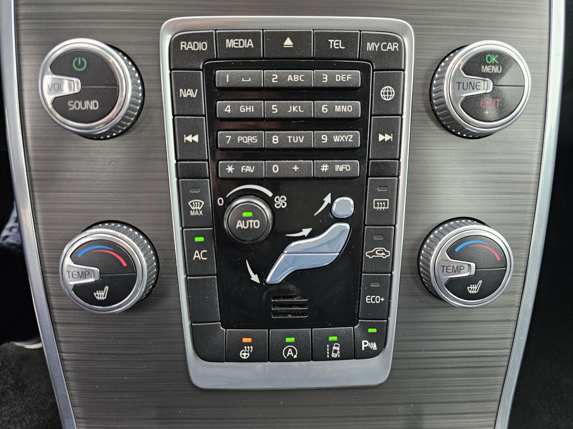 Volvo XC70